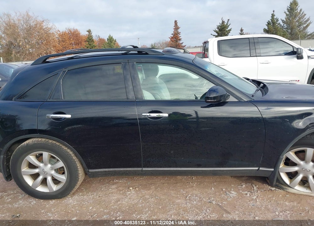 2005 INFINITI FX35 VIN: JNRAS08W05X211723