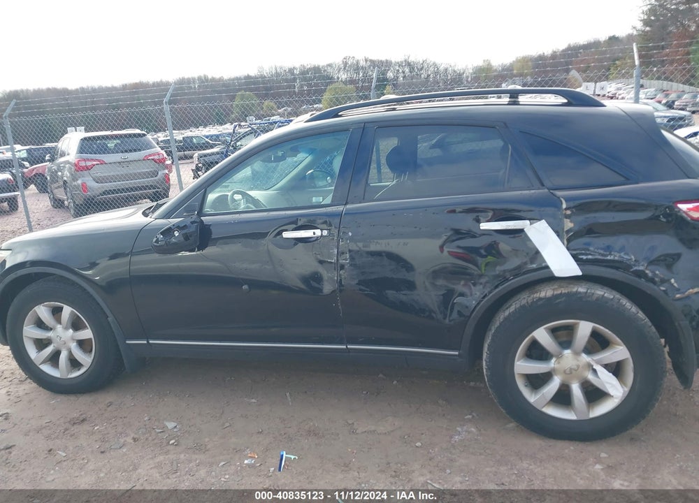 2005 INFINITI FX35 VIN: JNRAS08W05X211723