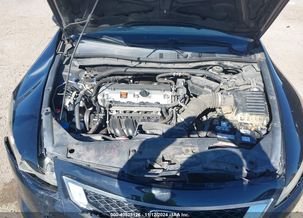 2010 HONDA ACCORD 2.4 LX-S VIN: 1HGCS1B30AA010769