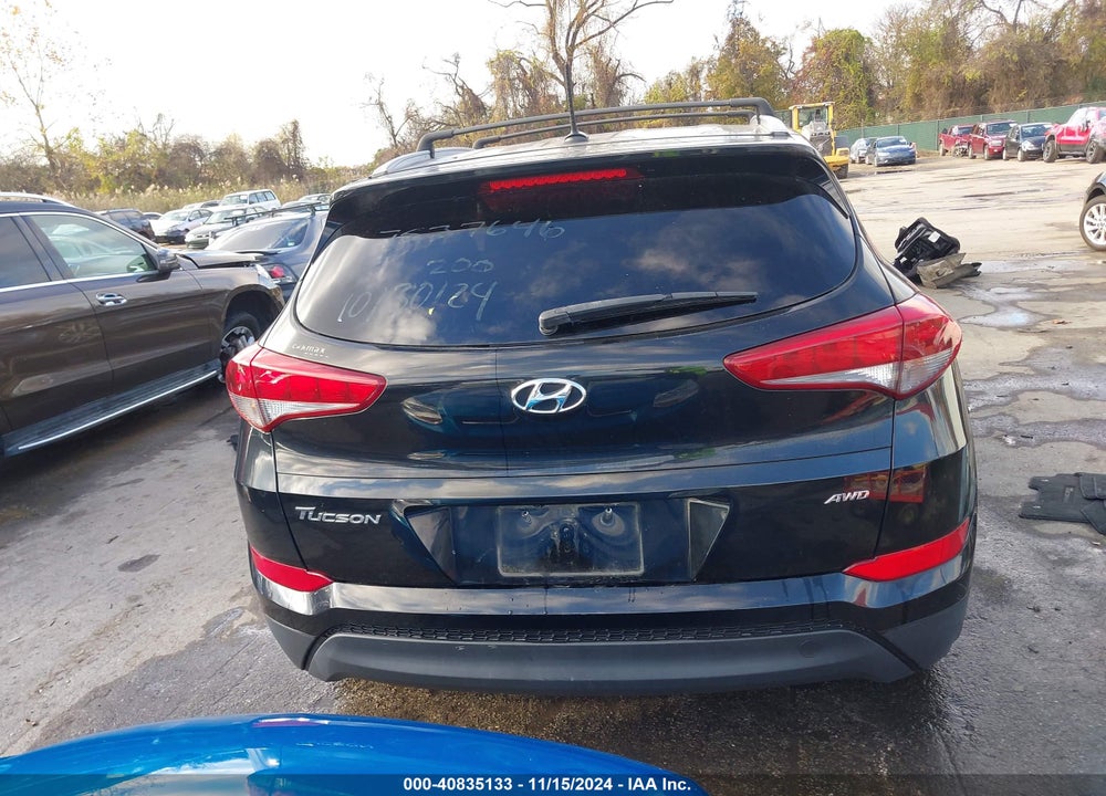 2017 HYUNDAI TUCSON SE VIN: KM8J3CA43HU382510