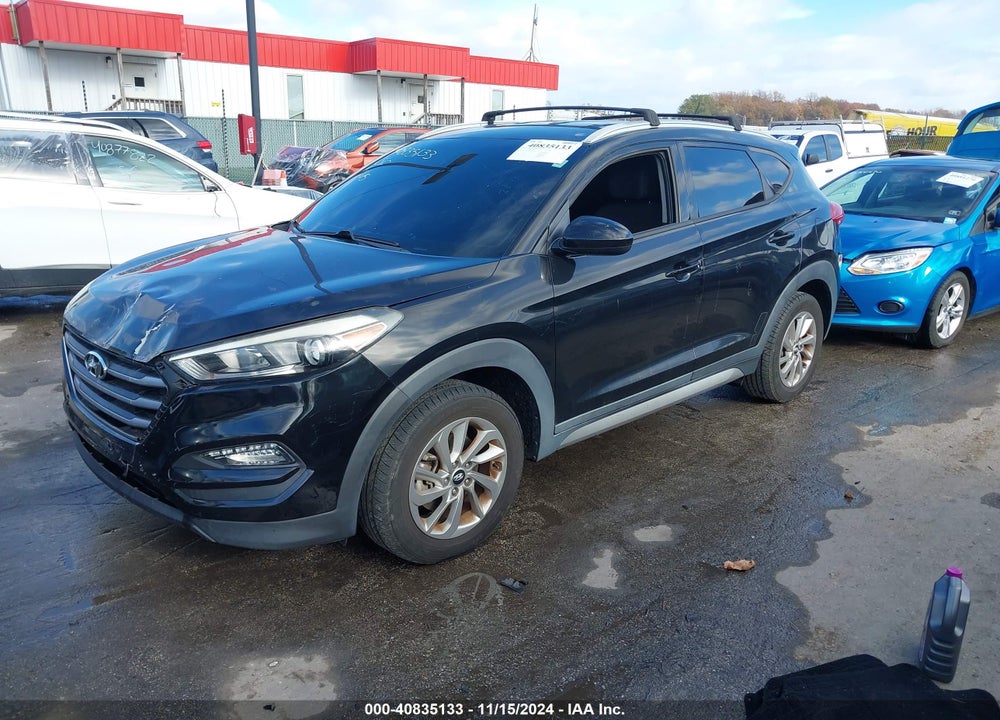 2017 HYUNDAI TUCSON SE VIN: KM8J3CA43HU382510