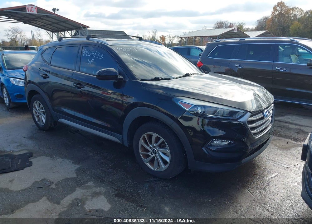 2017 HYUNDAI TUCSON SE VIN: KM8J3CA43HU382510