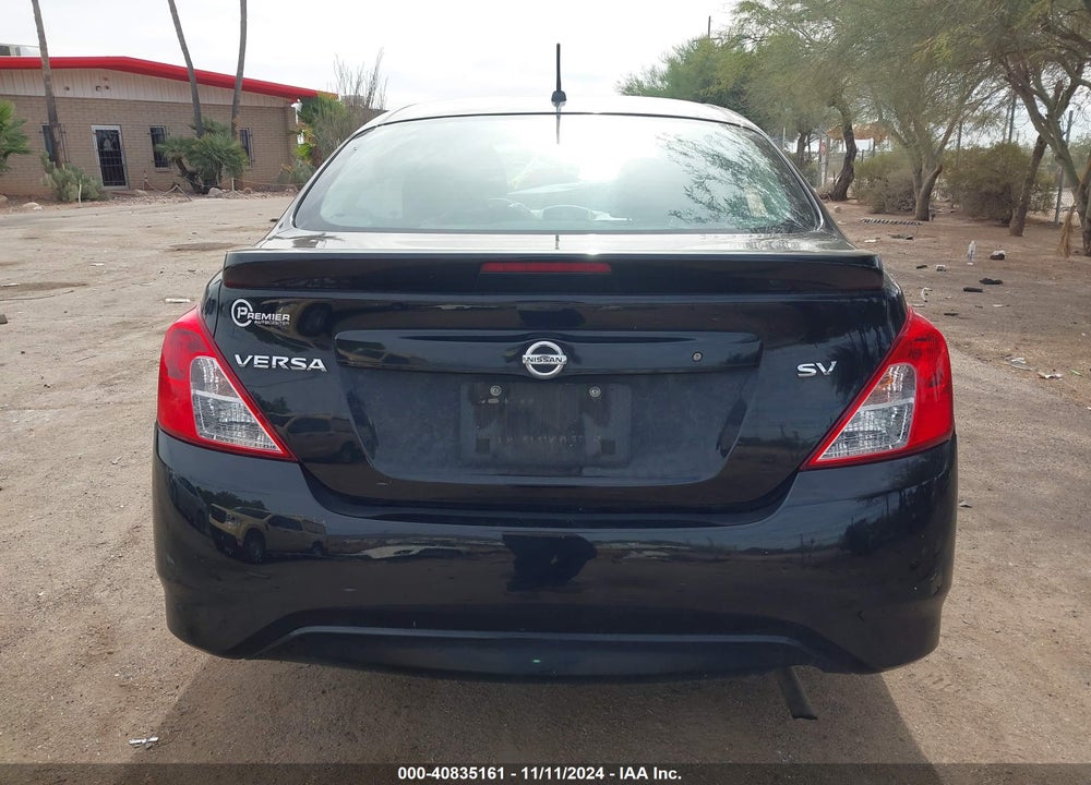 2018 NISSAN VERSA 1.6 SV VIN: 3N1CN7AP1JL804124