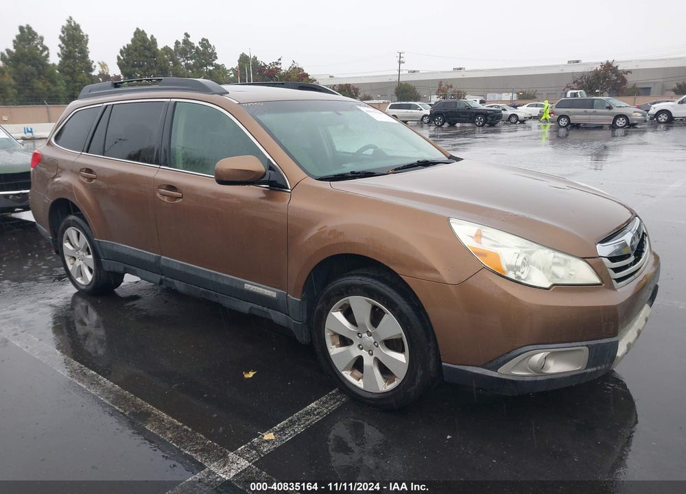 2011 SUBARU OUTBACK 2.5I PREMIUM VIN: 4S4BRBGC5B3339005