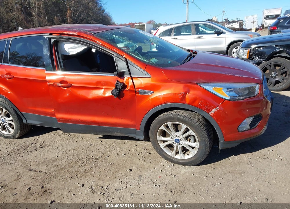 2019 FORD ESCAPE SE VIN: 1FMCU9GD8KUA48612