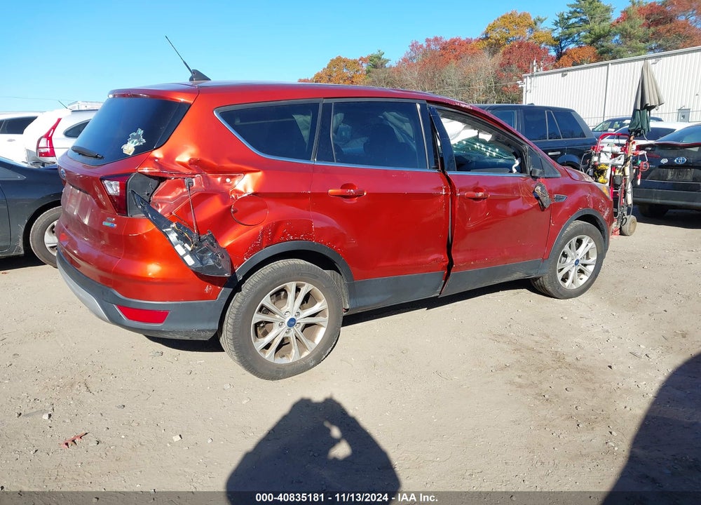 2019 FORD ESCAPE SE VIN: 1FMCU9GD8KUA48612