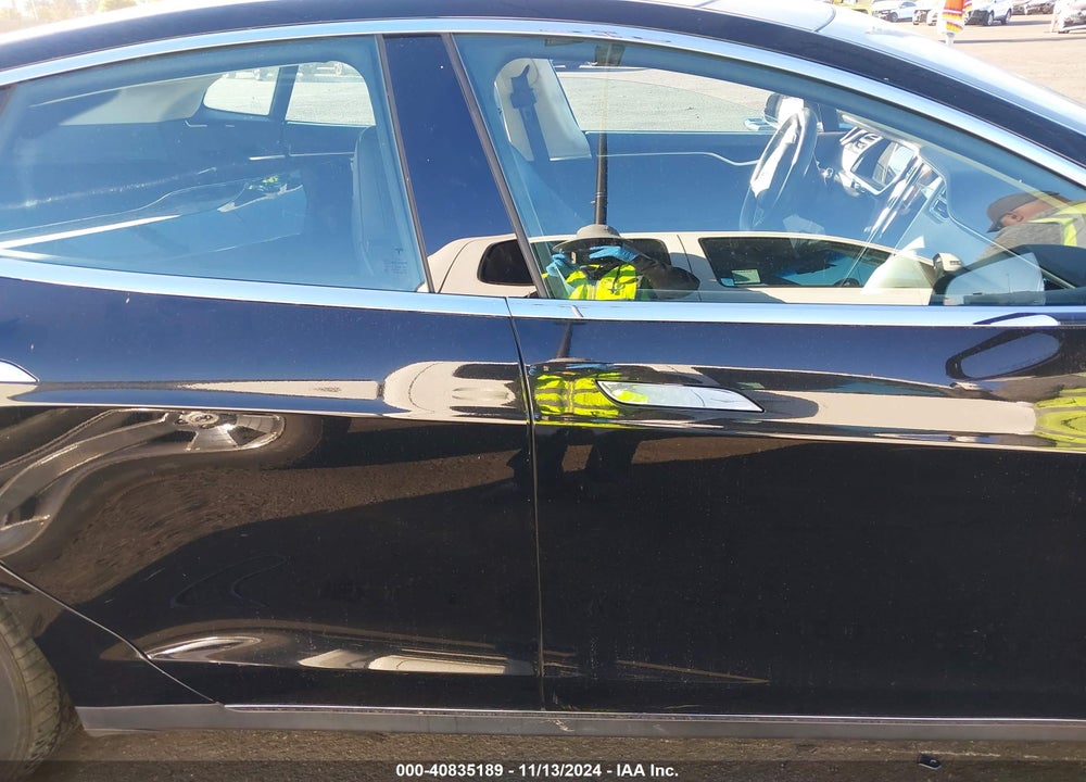 2013 TESLA MODEL S VIN: 5YJSA1CG0DFP09488