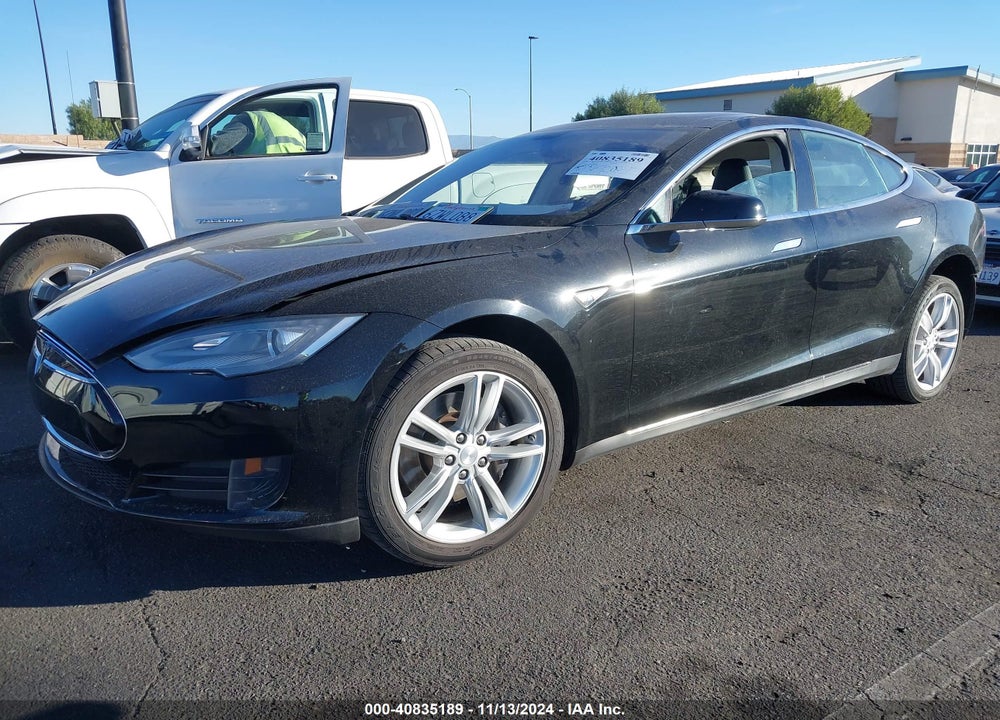 2013 TESLA MODEL S VIN: 5YJSA1CG0DFP09488