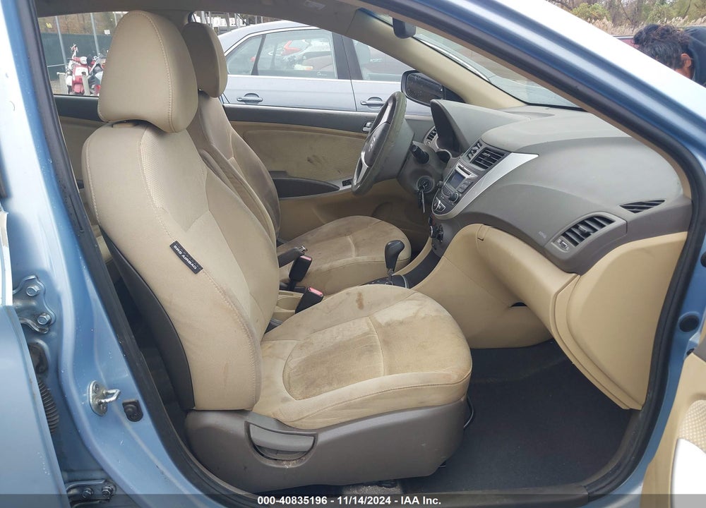 2013 HYUNDAI ACCENT GLS VIN: KMHCT4AE7DU325423