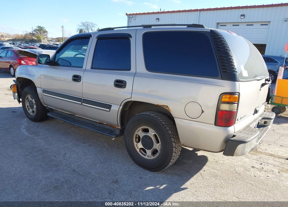 2005 CHEVROLET TAHOE LS VIN: 1GNEC13V55J132285