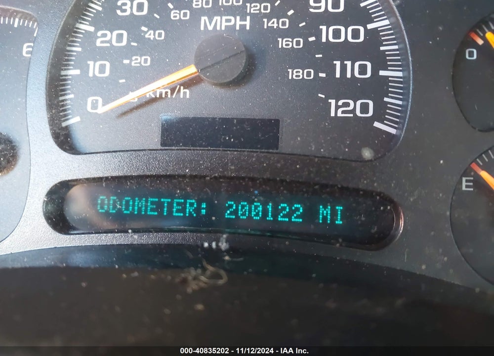 2005 CHEVROLET TAHOE LS VIN: 1GNEC13V55J132285