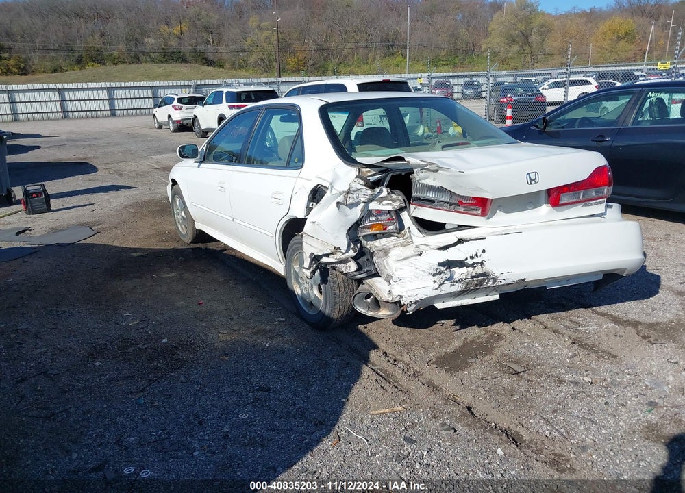 2002 HONDA ACCORD 3.0 EX VIN: 1HGCG16552A023547