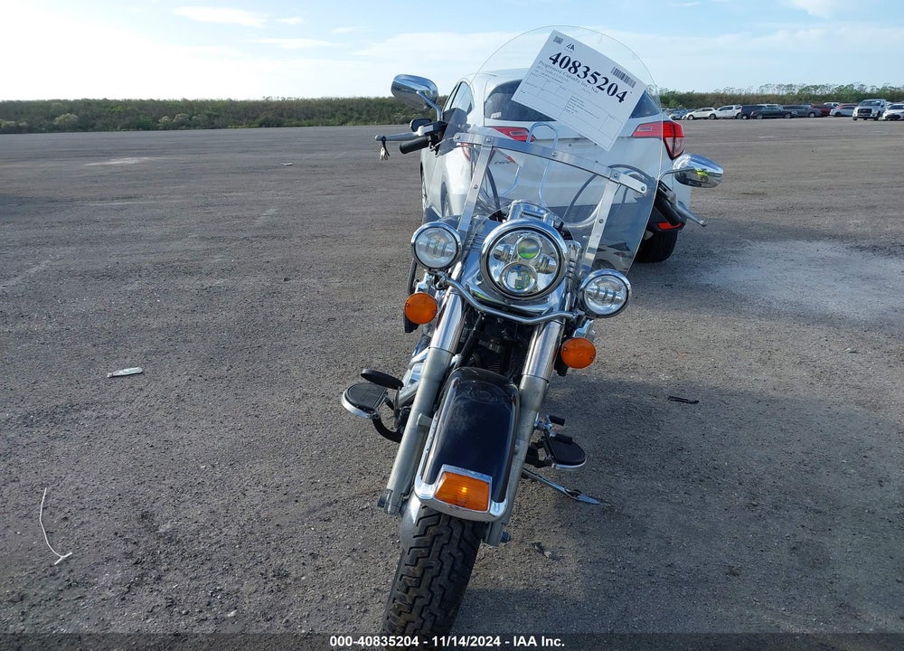 2012 HARLEY-DAVIDSON FLSTC HERITAGE SOFTAIL CLASSIC VIN: 1HD1BWV18CB049649
