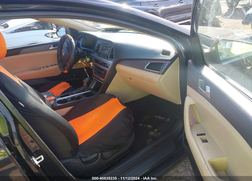 2015 HYUNDAI SONATA SE VIN: 5NPE24AF0FH006371