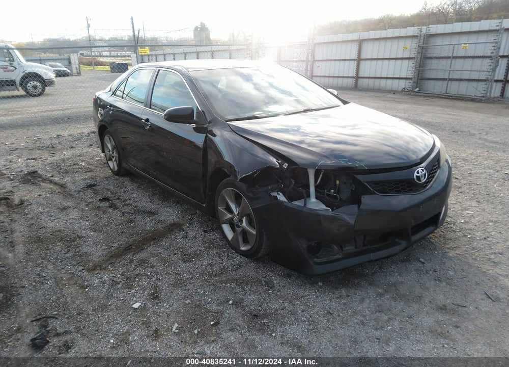 2014 TOYOTA CAMRY SE SPORT VIN: 4T1BF1FK3EU735914