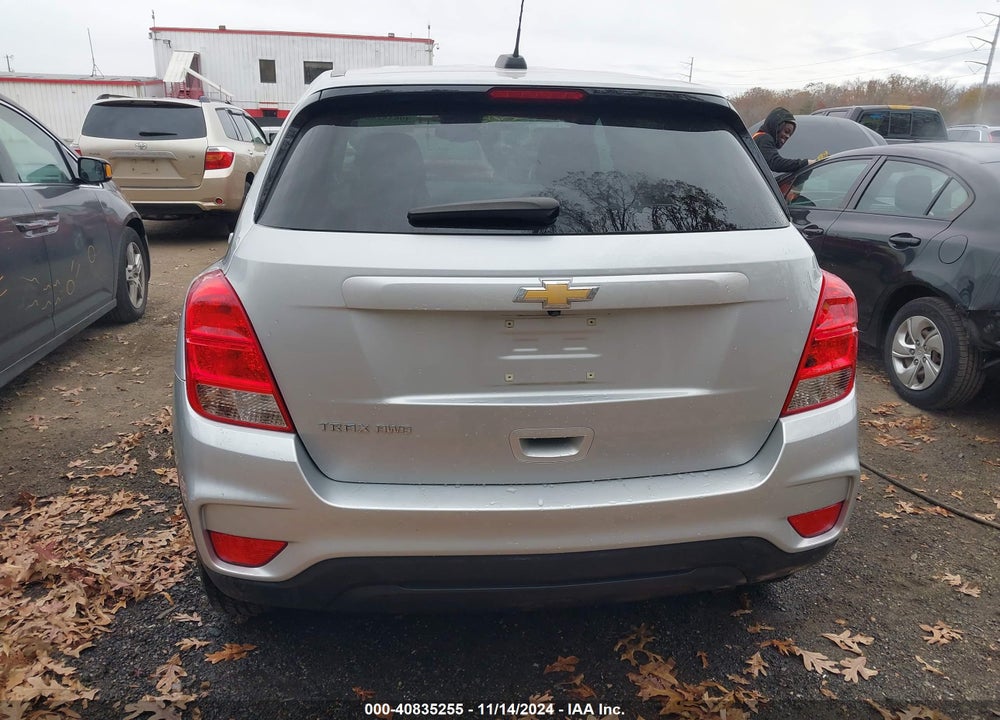 2020 CHEVROLET TRAX AWD LS VIN: 3GNCJNSB6LL201132