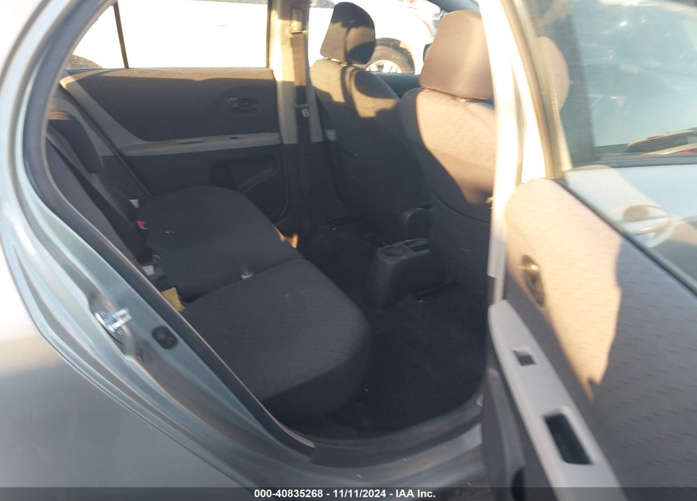 2009 TOYOTA YARIS VIN: JTDKT903395229576