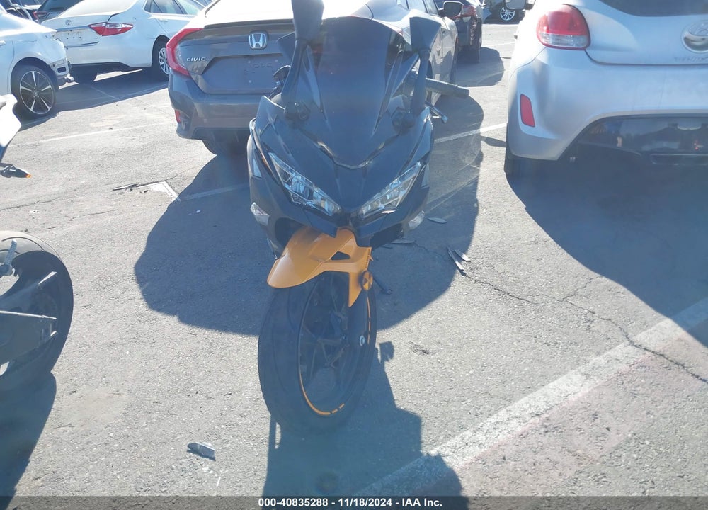 2018 KAWASAKI EX400 VIN: JKAEXKG14JDA06595