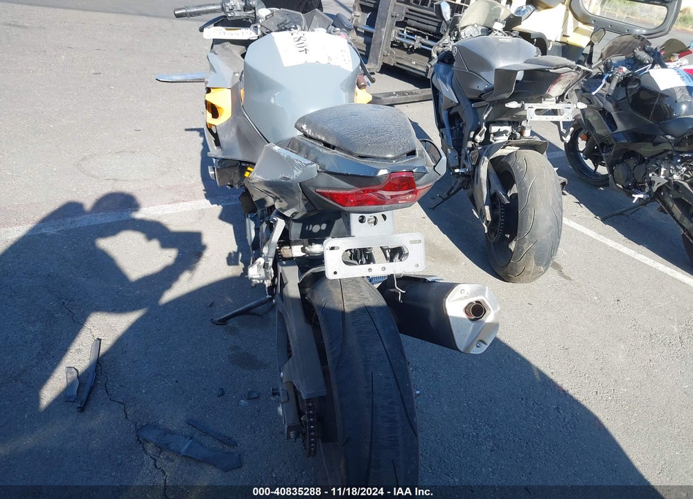 2018 KAWASAKI EX400 VIN: JKAEXKG14JDA06595