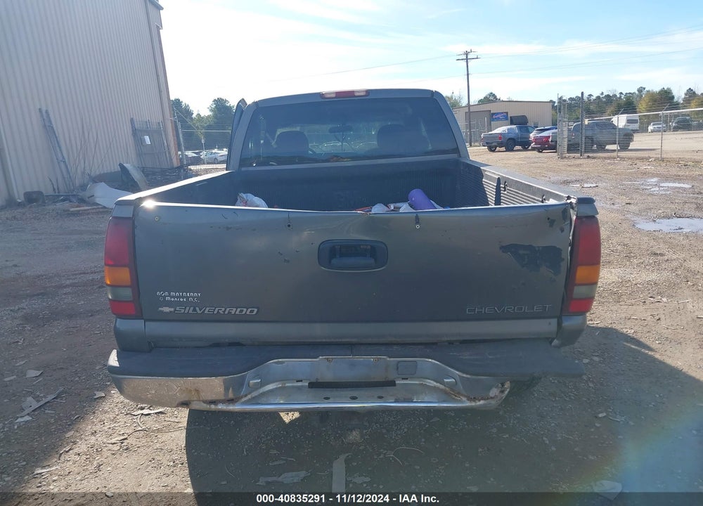2000 CHEVROLET SILVERADO 1500 LS VIN: 2GCEK19T7Y1311654