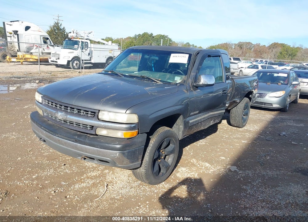 2000 CHEVROLET SILVERADO 1500 LS VIN: 2GCEK19T7Y1311654