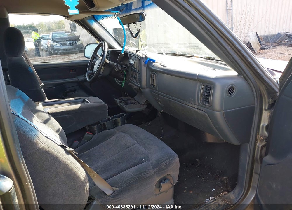 2000 CHEVROLET SILVERADO 1500 LS VIN: 2GCEK19T7Y1311654