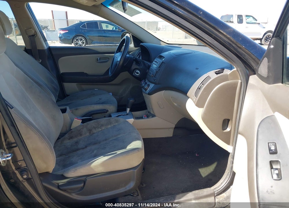 2008 HYUNDAI ELANTRA GLS/SE VIN: KMHDU46D18U388184