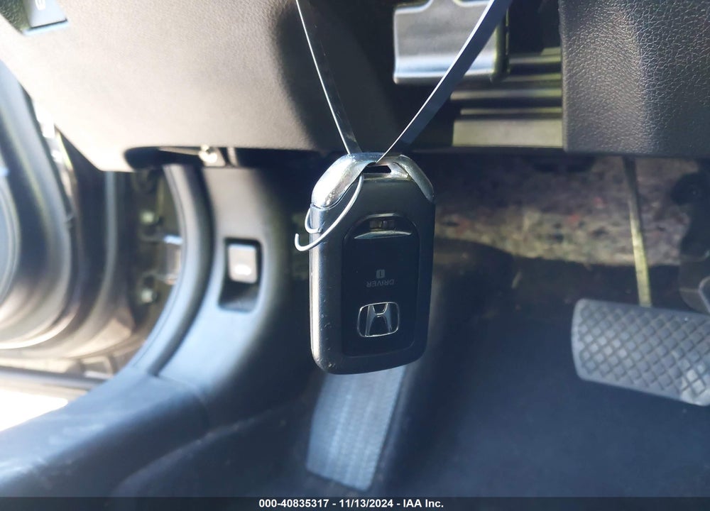 2017 HONDA ACCORD VIN: 1HGCR2F86HA002435