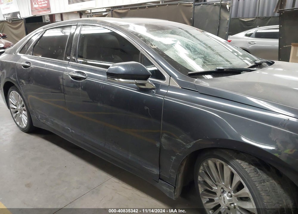 2013 LINCOLN MKZ VIN: 3LN6L2G94DR811576