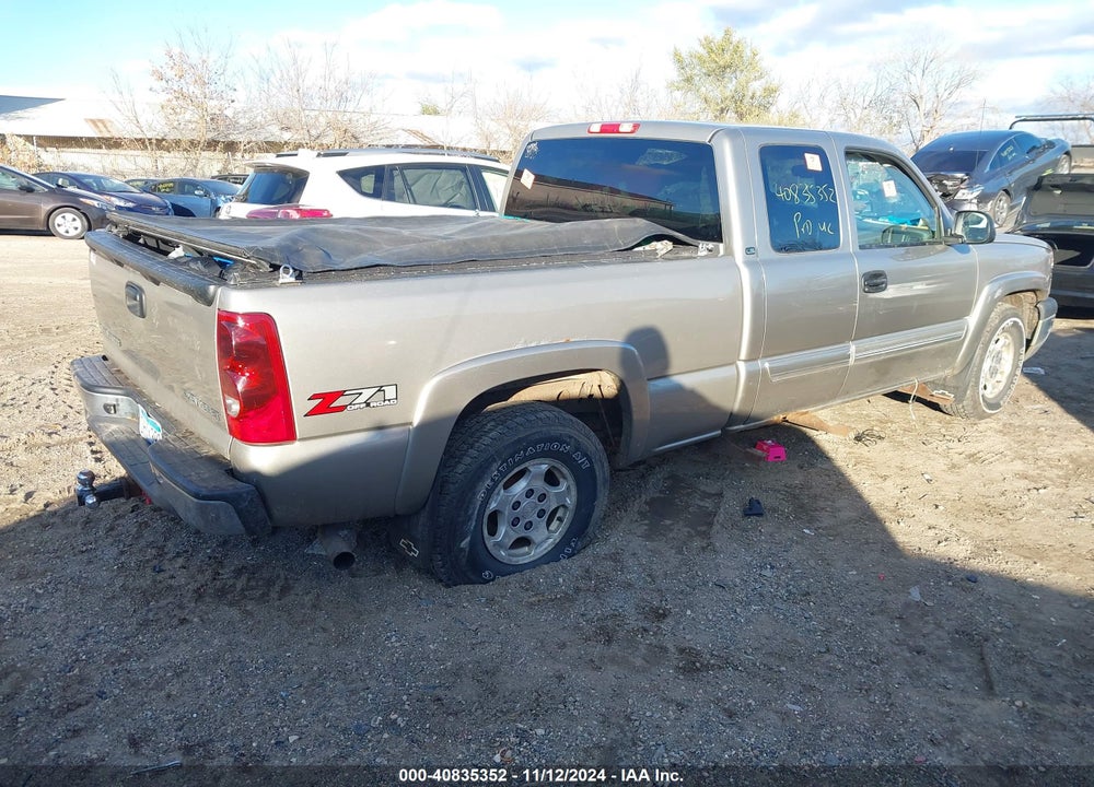 2003 CHEVROLET SILVERADO 1500 LS VIN: 2GCEK19T931110573
