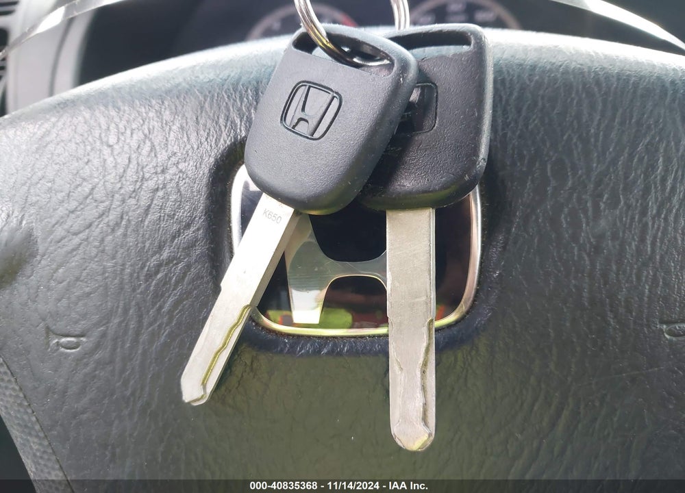2002 HONDA CR-V EX VIN: JHLRD78842C032128