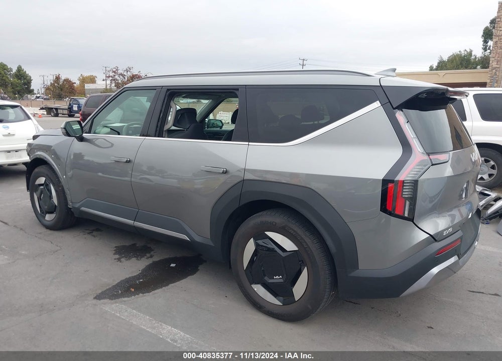 2024 KIA EV9 WIND VIN: KNDAFFS56R6033657