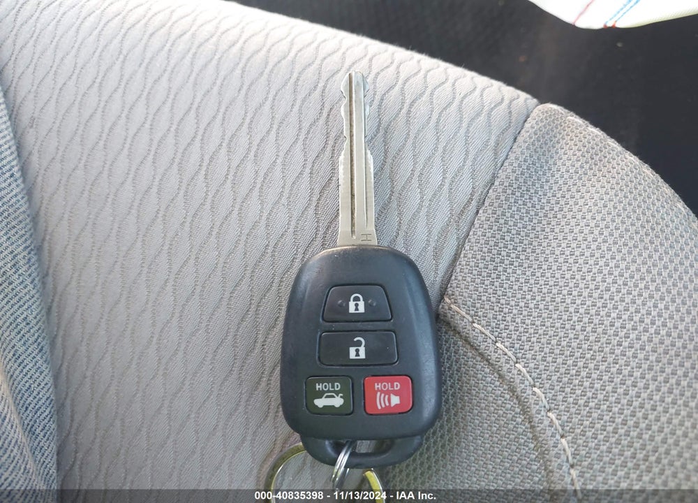 2014 TOYOTA COROLLA LE VIN: 2T1BURHE1EC140234