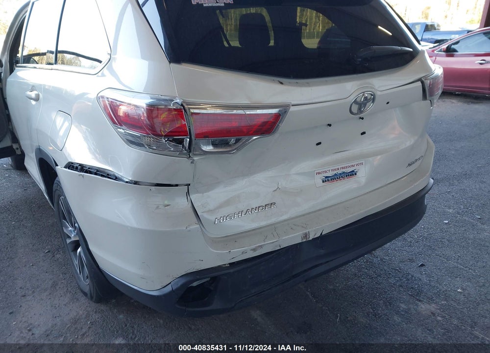 2016 TOYOTA HIGHLANDER XLE V6 VIN: 5TDJKRFH2GS279717