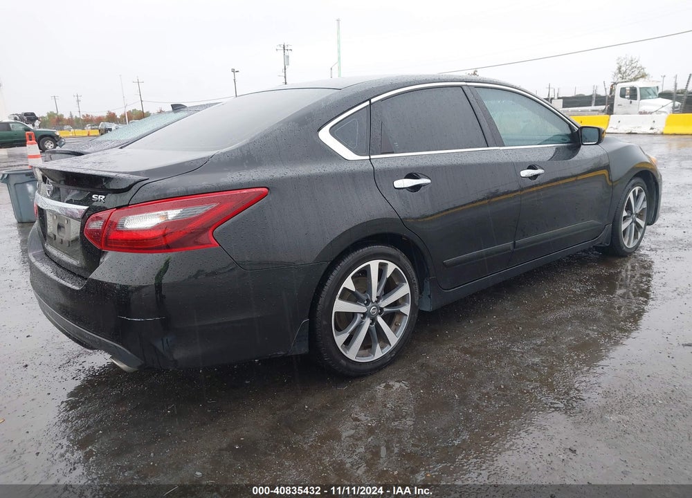 2017 NISSAN ALTIMA 2.5 SR VIN: 1N4AL3AP4HC111935