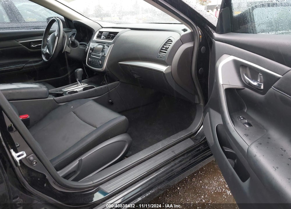 2017 NISSAN ALTIMA 2.5 SR VIN: 1N4AL3AP4HC111935