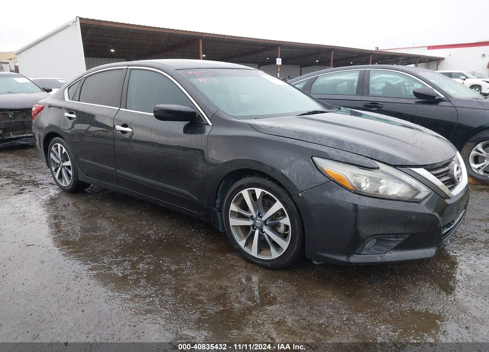 2017 NISSAN ALTIMA 2.5 SR VIN: 1N4AL3AP4HC111935