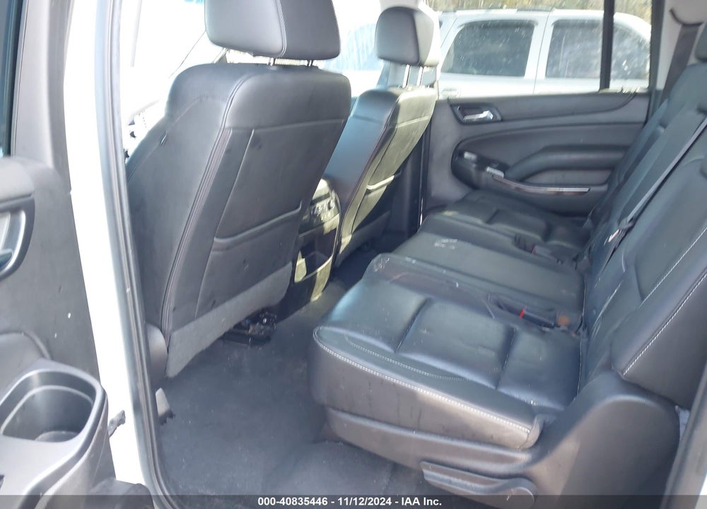 2019 GMC YUKON XL SLT VIN: 1GKS1GKC8KR245587