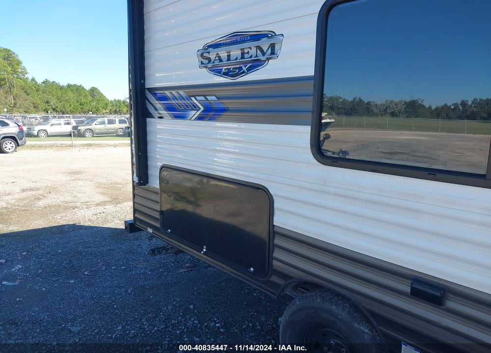 2022 SALEM FSX VIN: 4X4TSMT10NY010789