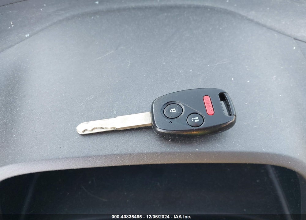 2009 HONDA CIVIC LX VIN: 19XFA16589E029704