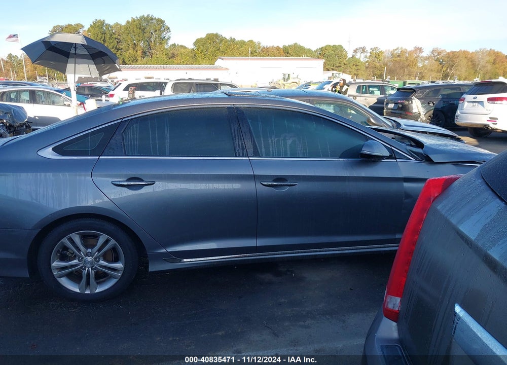 2018 HYUNDAI SONATA SPORT VIN: 5NPE34AF2JH636124