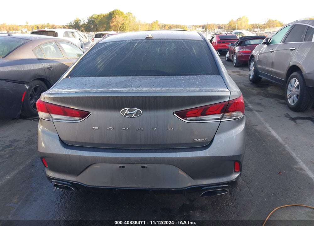 2018 HYUNDAI SONATA SPORT VIN: 5NPE34AF2JH636124