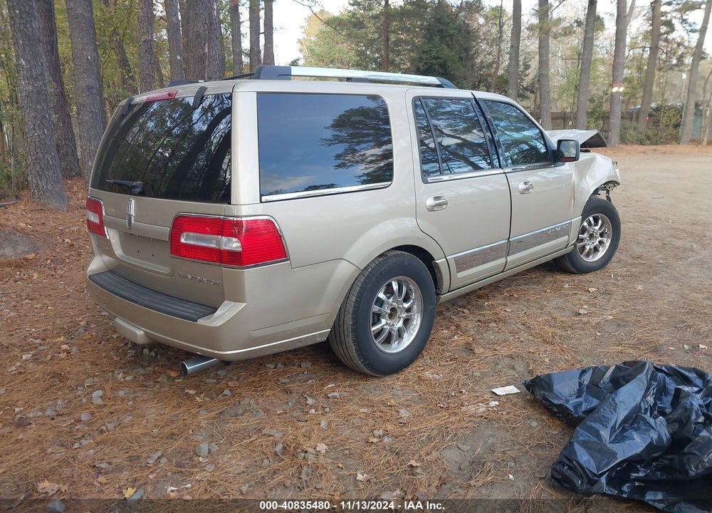 2008 LINCOLN NAVIGATOR VIN: 5LMFU285X8LJ12737