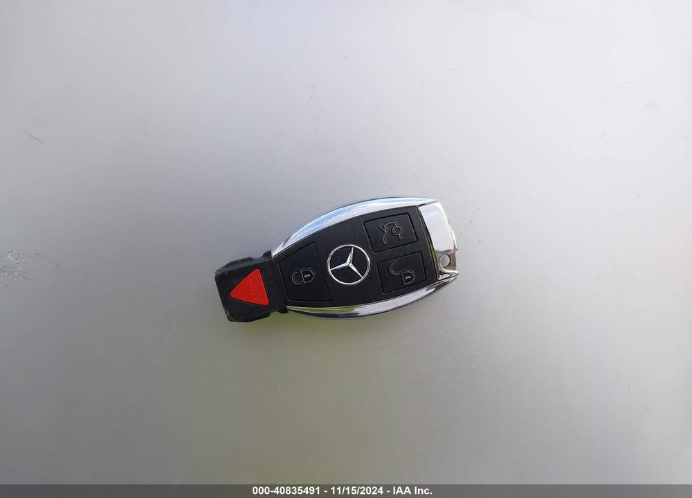 2012 MERCEDES-BENZ C 250 VIN: WDDGF4HB4CA711909