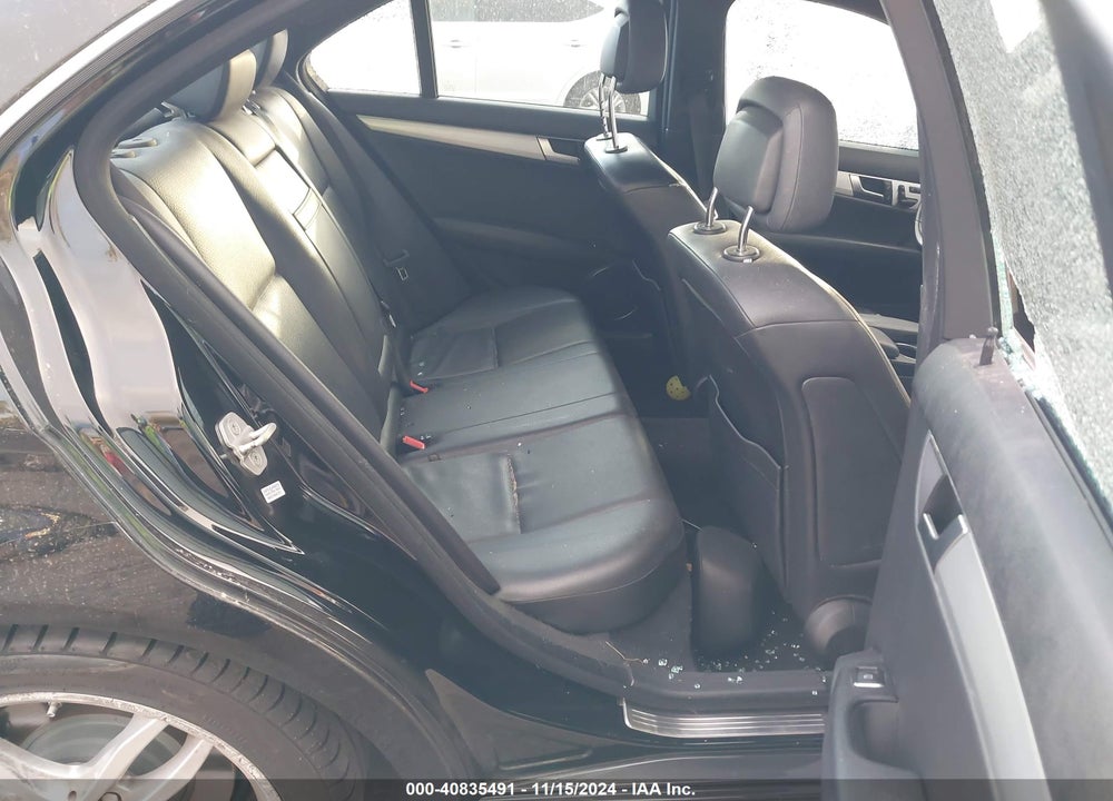 2012 MERCEDES-BENZ C 250 VIN: WDDGF4HB4CA711909