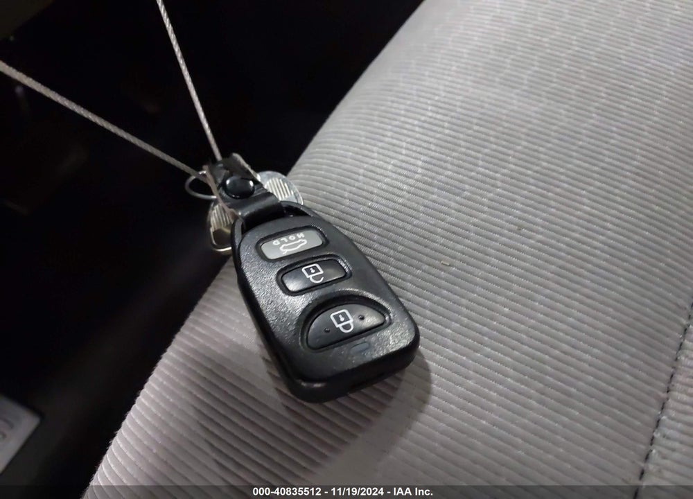 2017 HYUNDAI ELANTRA SE VIN: 5NPD74LF8HH157455