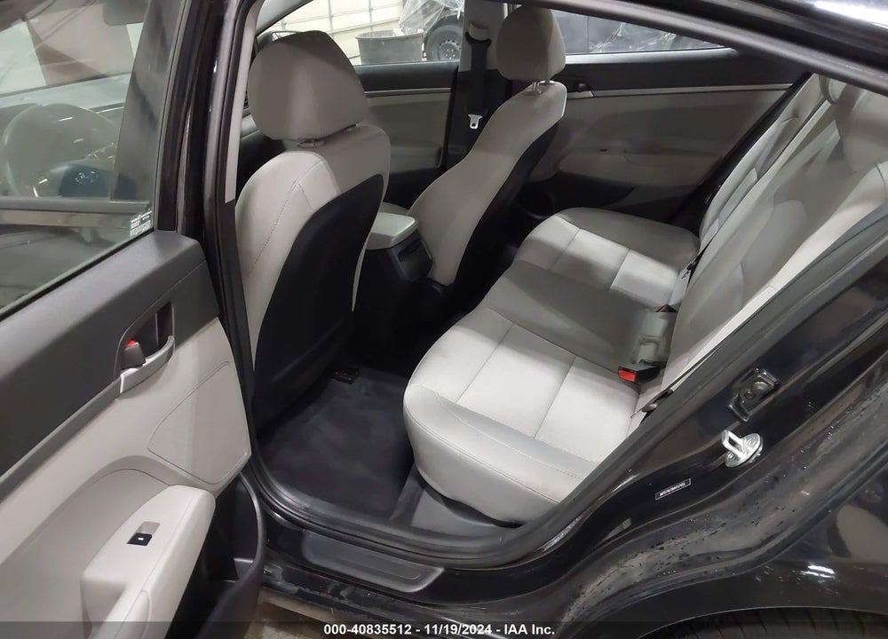 2017 HYUNDAI ELANTRA SE VIN: 5NPD74LF8HH157455