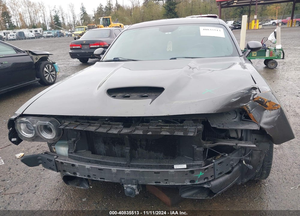 2015 DODGE CHALLENGER SRT 392 VIN: 2C3CDZDJ3FH764376