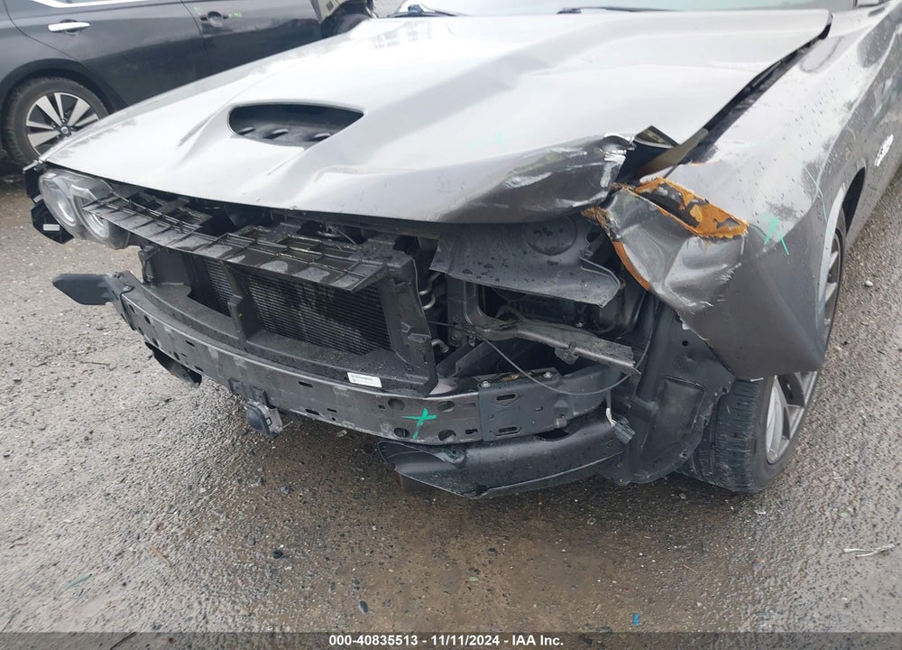 2015 DODGE CHALLENGER SRT 392 VIN: 2C3CDZDJ3FH764376