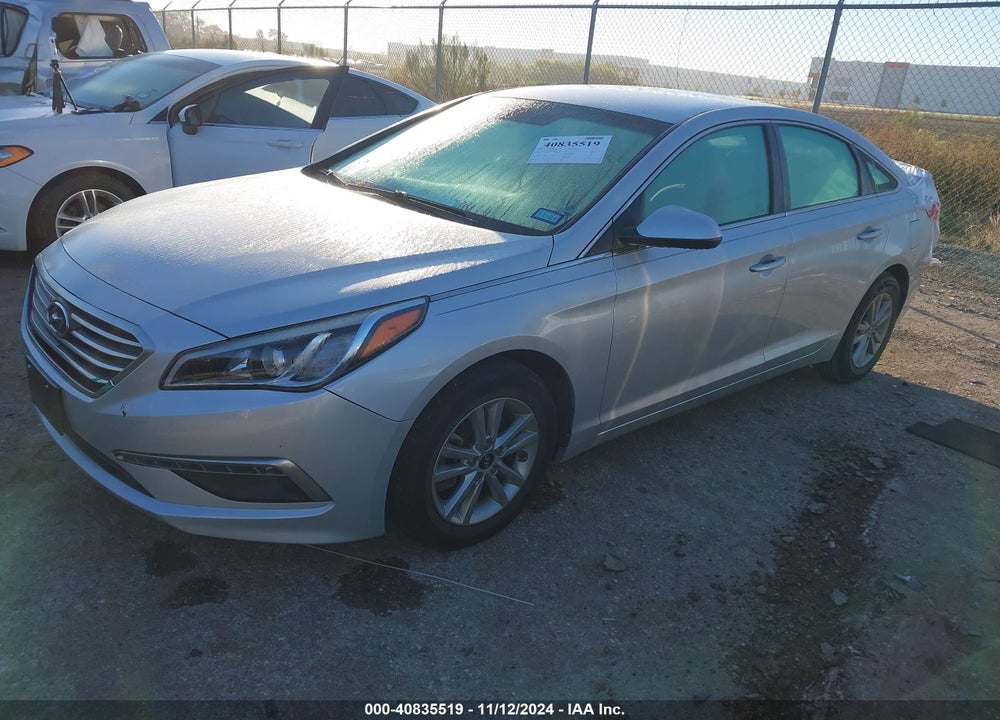 2015 HYUNDAI SONATA SE VIN: 5NPE24AF1FH178893